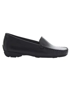 Easy Steps Sicily Flat Shoes in Black Leather