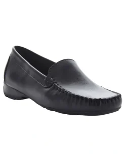 Easy Steps Sicily Flat Shoes in Black Leather