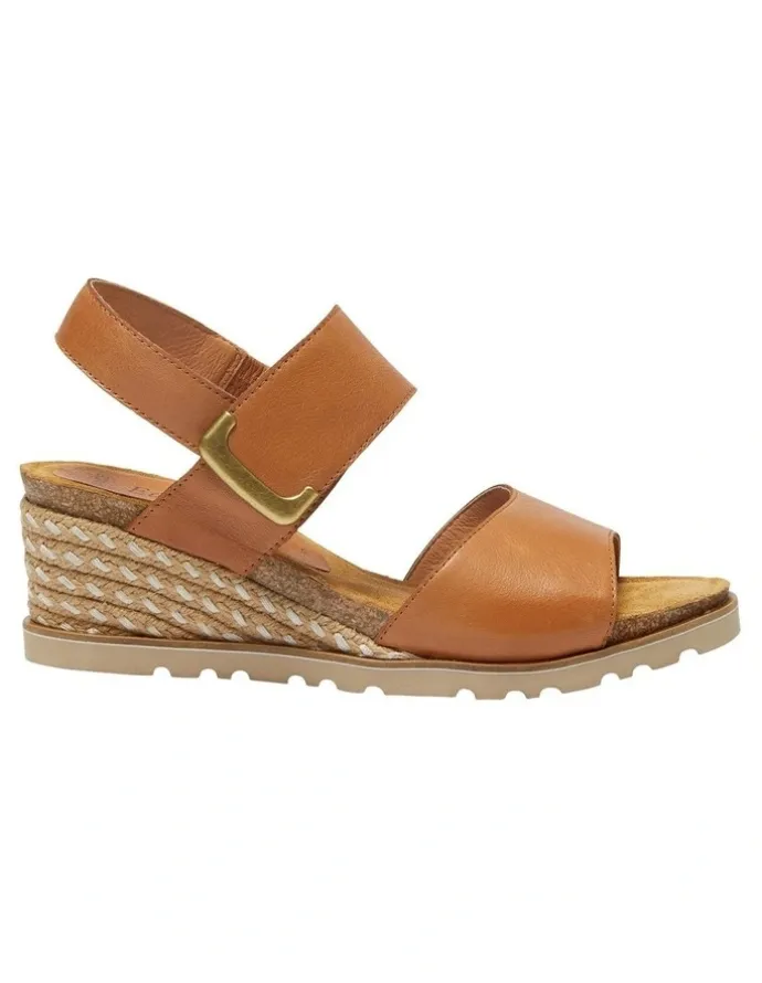 Easy Steps Terrace Sandals in Tan Leather