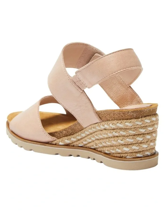 Easy Steps Terrace Sandals in Blush Leather