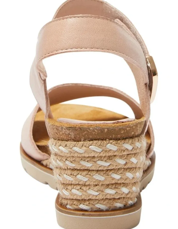 Easy Steps Terrace Sandals in Blush Leather