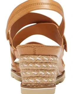 Easy Steps Tosca Leather Sandals in Tan