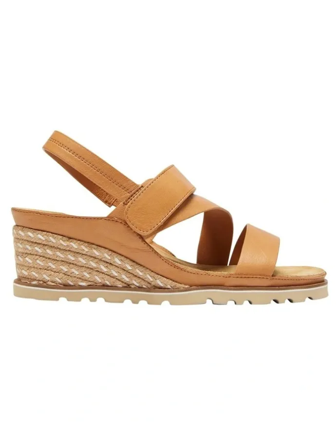 Easy Steps Tosca Leather Sandals in Tan