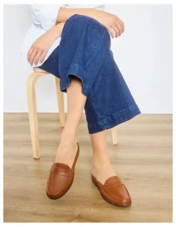 Easy Steps Tudor Flat Shoes in Cognac Leather