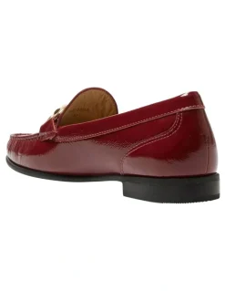 Easy Steps Tuscany Loafers in Cherry Patent