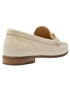 Easy Steps Tuscany Loafers in Bone
