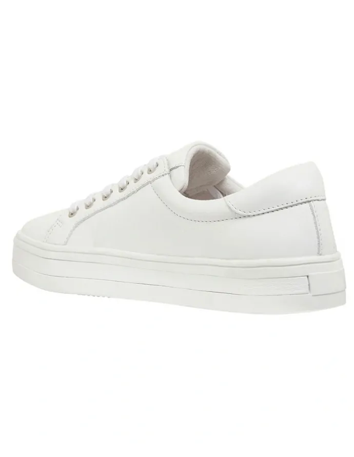 Easy Steps Ultra Sneakers in White Leather