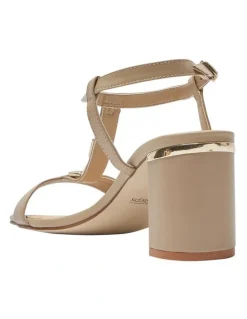 Easy Steps Unicorn Leather Sandals in Nude