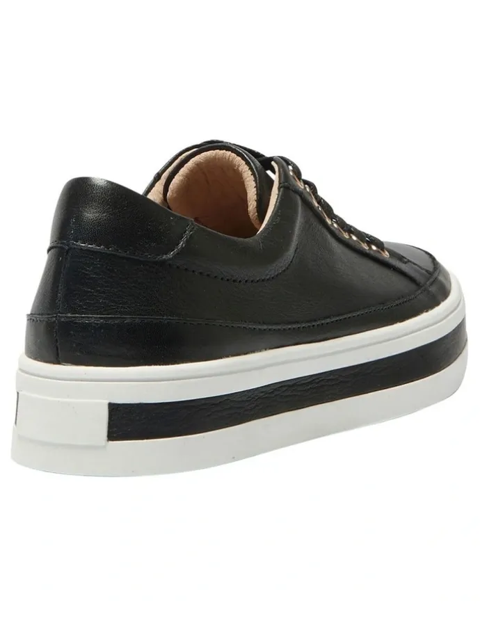 Easy Steps Uruguay Sneakers in Black Leather