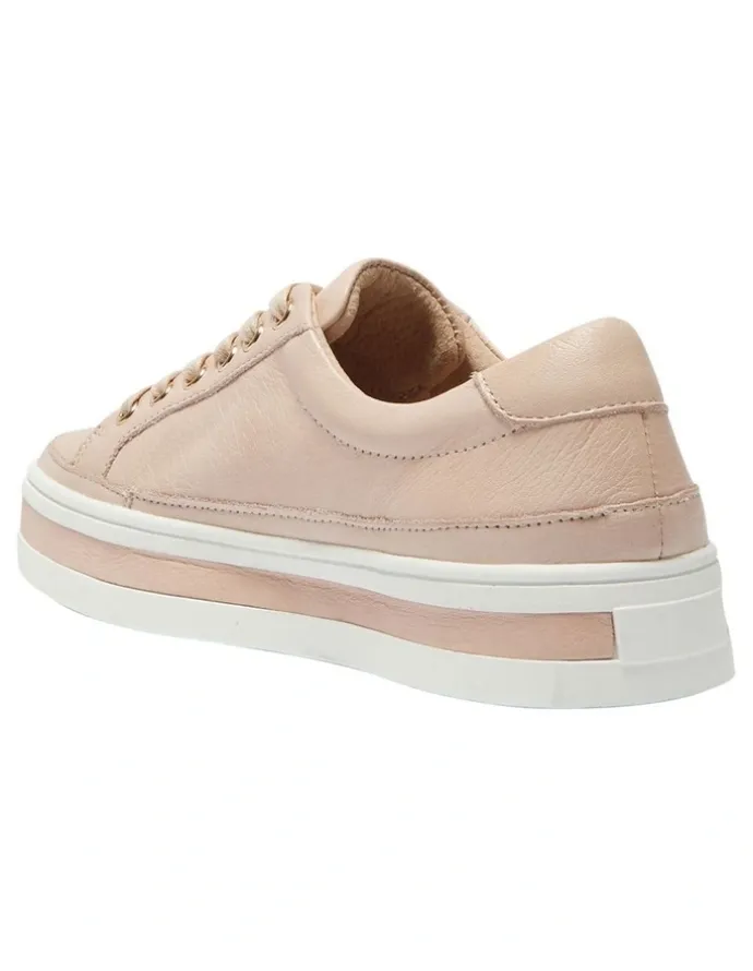 Easy Steps Uruguay Sneakers in Blush Leather