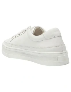Easy Steps Uruguay Sneakers in White Leather