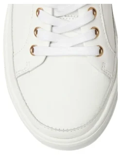 Easy Steps Uruguay Sneakers in White Leather