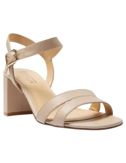 Easy Steps Utopia Leather Sandals in Blush