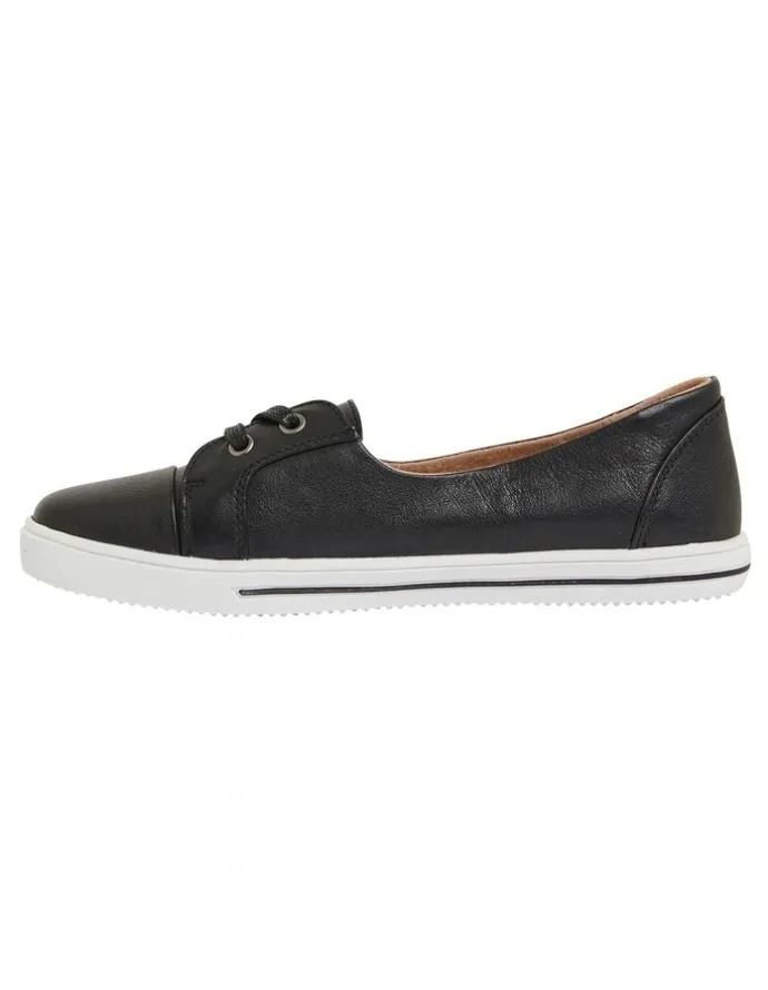 Easy Steps Vectra Black Glove Sneakers