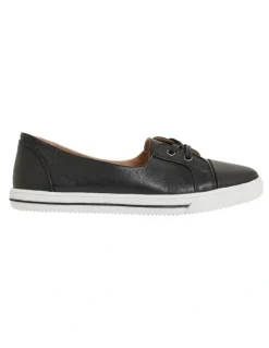 Easy Steps Vectra Black Glove Sneakers