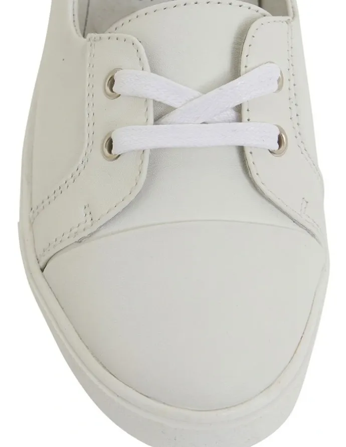 Easy Steps Vectra White Glove Sneakers