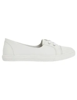 Easy Steps Vectra White Glove Sneakers