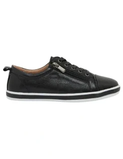 Easy Steps Whisper Sneakers in Black Leather
