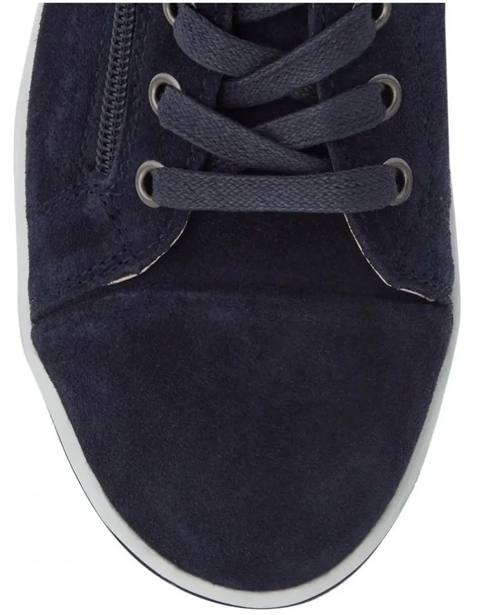 Easy Steps Whisper Sneakers in Navy