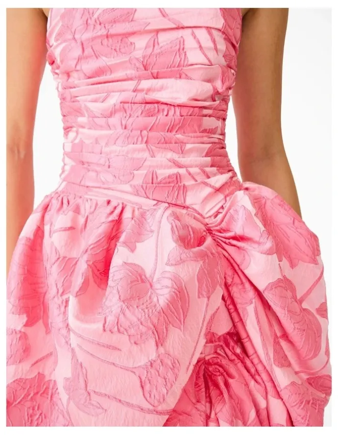 Elliatt Dionne Strapless Ballgown in Pink