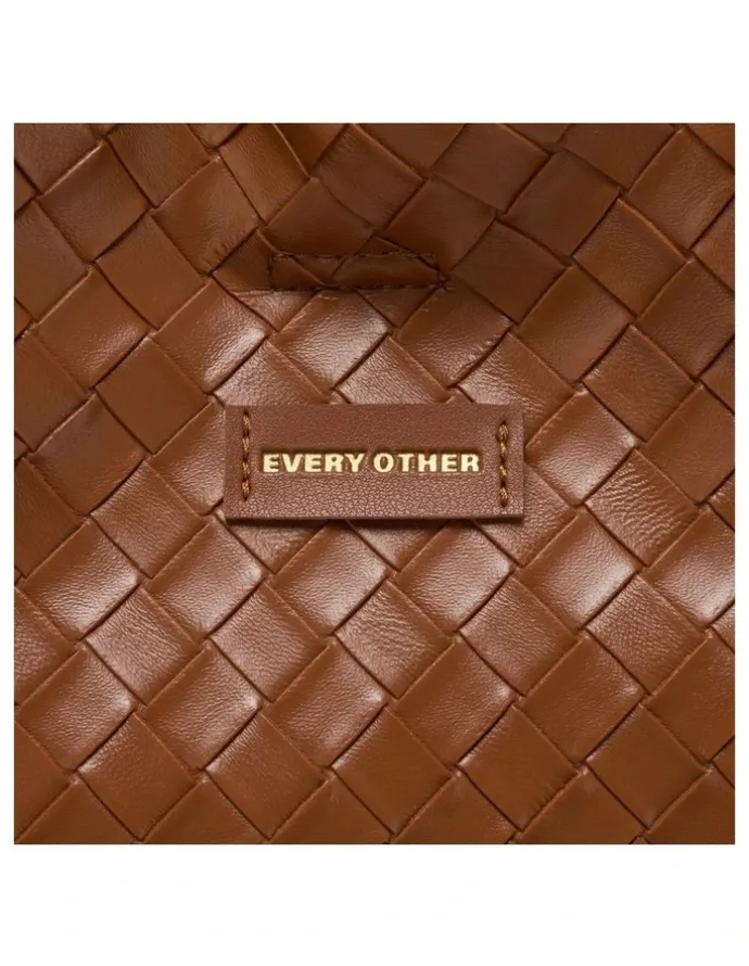 Every Other WOVEN TOTE BAG IN BROWN