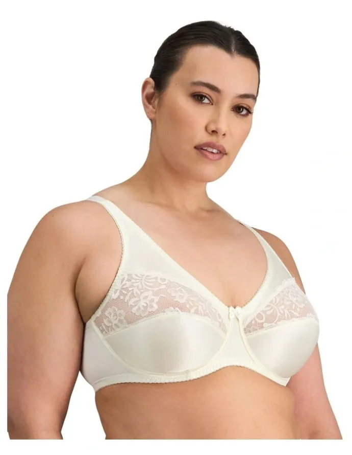Fayreform Classic Underwire Bra in Ivory