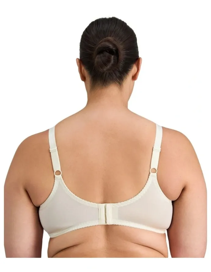 Fayreform Classic Underwire Bra in Ivory