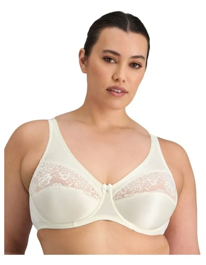 Fayreform Classic Underwire Bra in Ivory