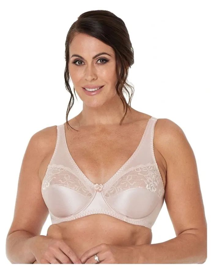 Fayreform Classic Underwire Underwire Bra in Latte
