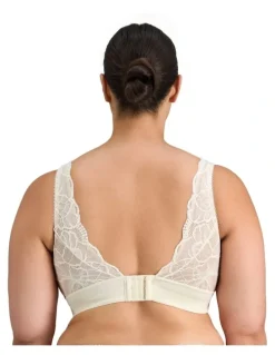 Fayreform Midnight Express Wirefree Bra in Egret