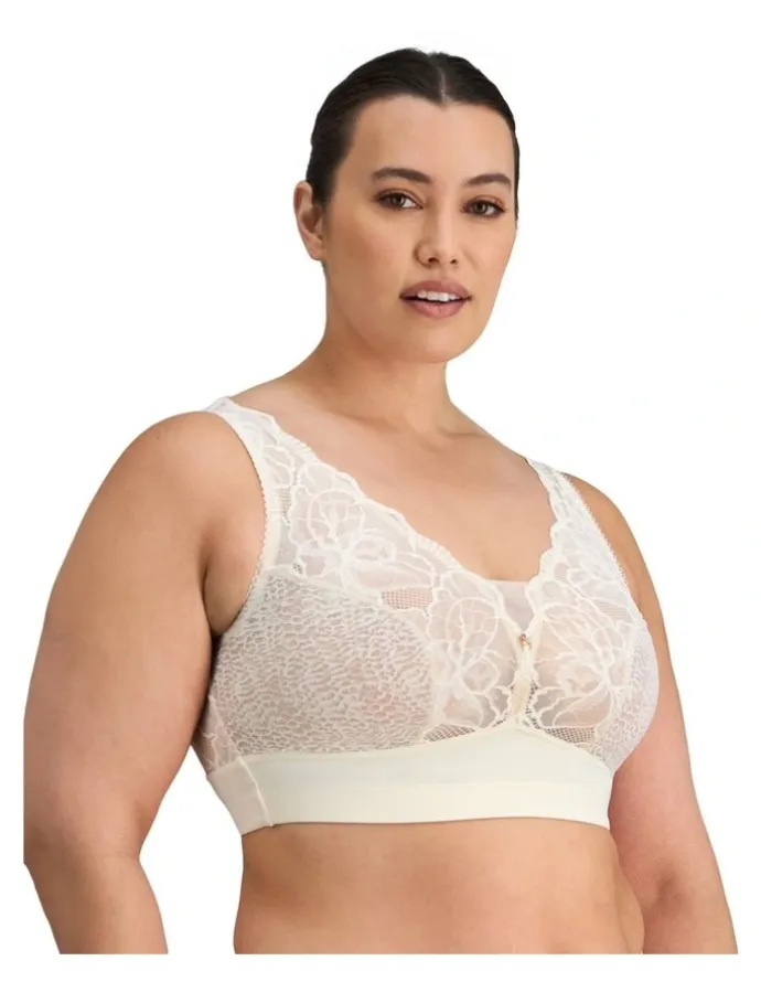 Fayreform Midnight Express Wirefree Bra in Egret