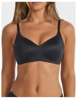 Fine Lines Ultrasoft Full Coverage Wirefree Bra in Black