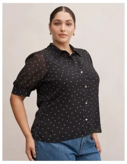 Forever New Curve Faye Short Sleeves Blouse in Black