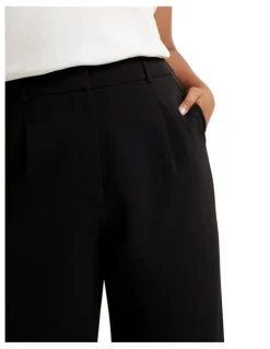 Forever New Curve Primrose High Waisted Pant in Black