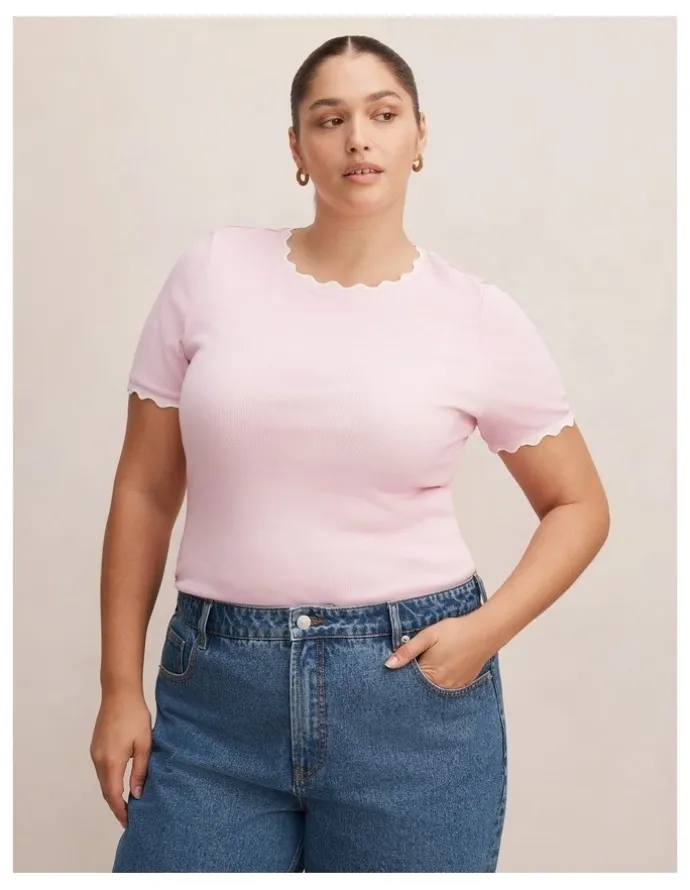 Forever New Curve Rebecca Scallop Trim T-Shirt in Pink