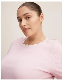 Forever New Curve Rebecca Scallop Trim T-Shirt in Pink