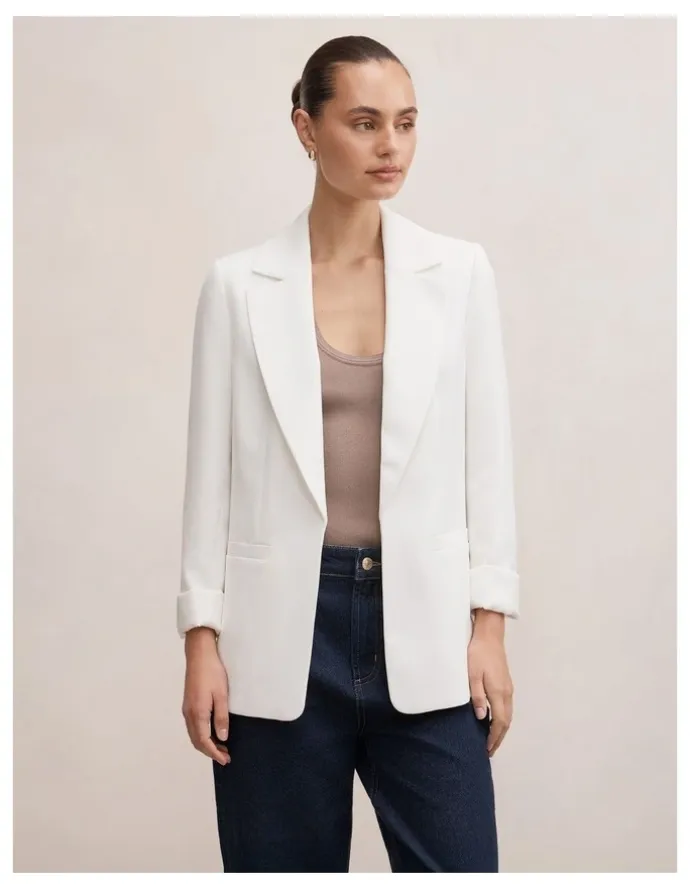 Forever New Dylan Boyfriend Blazer in White