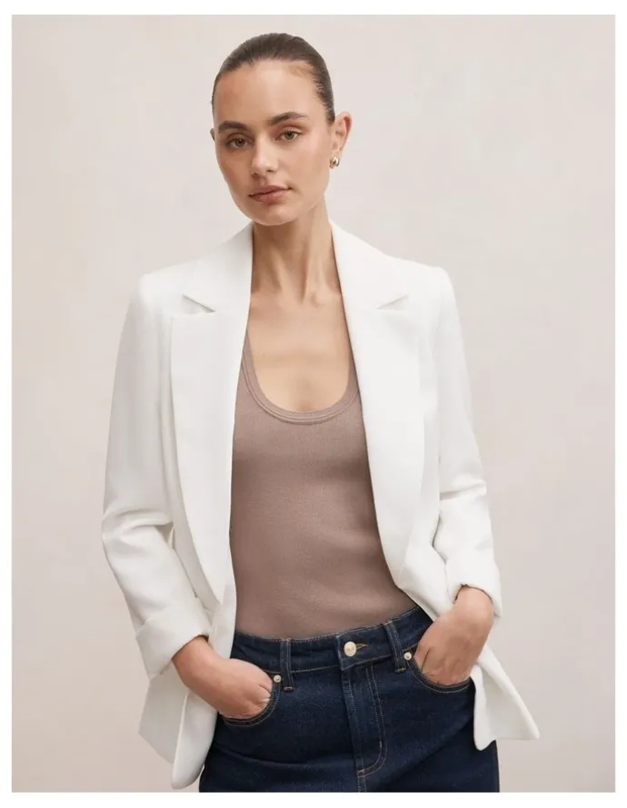 Forever New Dylan Boyfriend Blazer in White