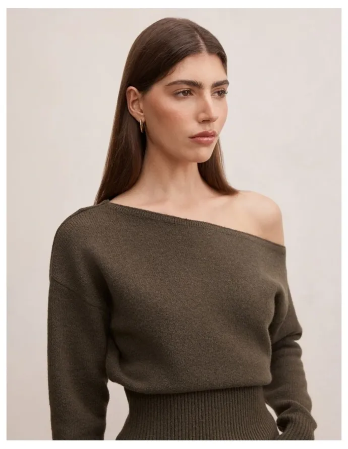 Forever New Emerson Asymmetrical Jumper in Green