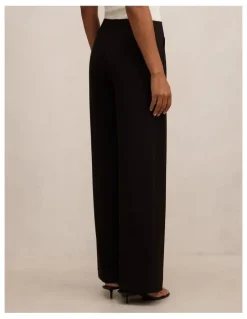 Forever New Lizzie Mid Rise Pants in Black
