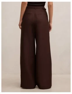 Forever New Matilda Linen Blend Wide Leg Pants in Chocolate