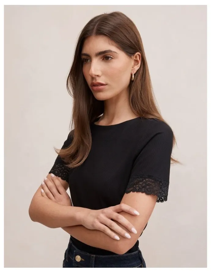 Forever New Nina Lace Trim T-shirt in Black