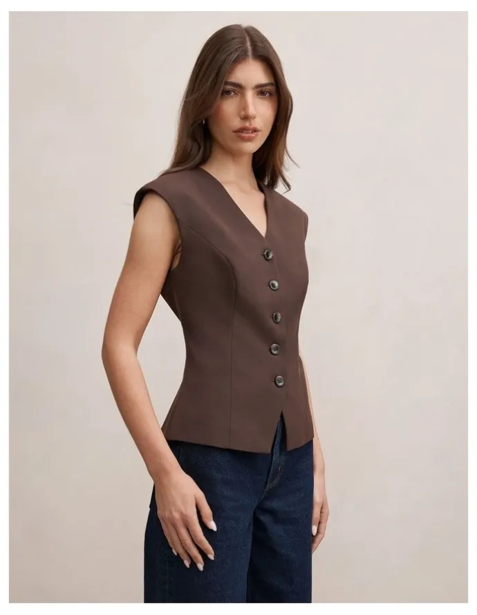 Forever New Orla Sleeveless Blazer in Chocolate