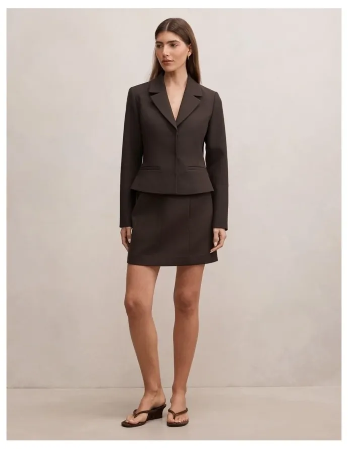 Forever New Orla Sleeveless Blazer in Chocolate