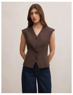 Forever New Orla Sleeveless Blazer in Chocolate