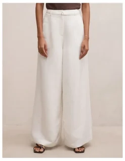 Forever New Petite Matilda Linen Blend Pants in White