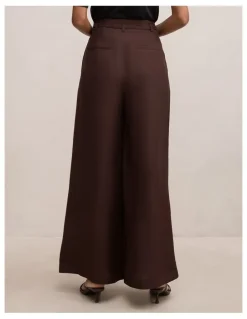 Forever New Petite Matilda Linen Blend Pants in Brown