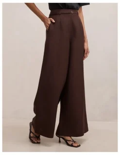 Forever New Petite Matilda Linen Blend Pants in Brown