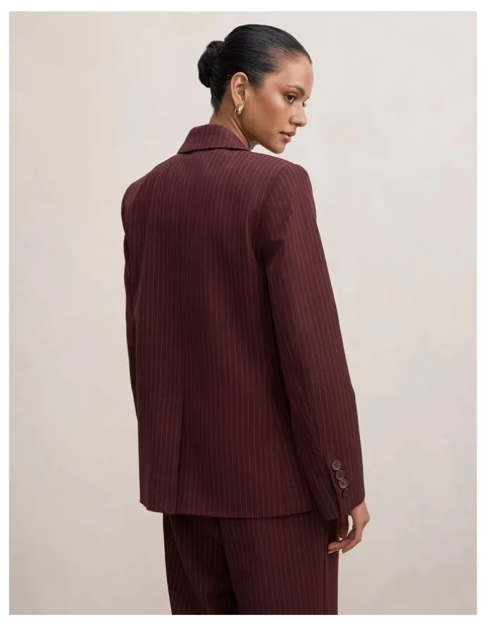 Forever New Petite Paloma Single-Breasted Blazer in Red