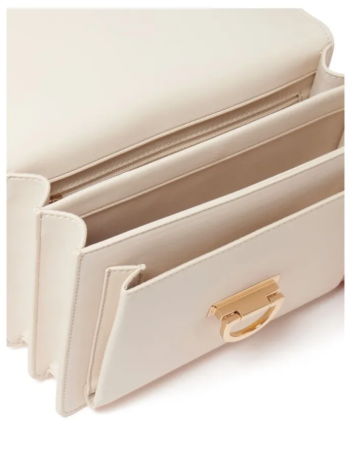 Forever New Signature Cassandra Chain Shoulder Bag in Natural